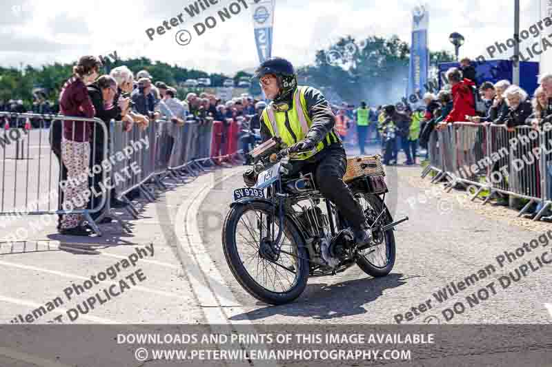 Vintage motorcycle club;eventdigitalimages;no limits trackdays;peter wileman photography;vintage motocycles;vmcc banbury run photographs